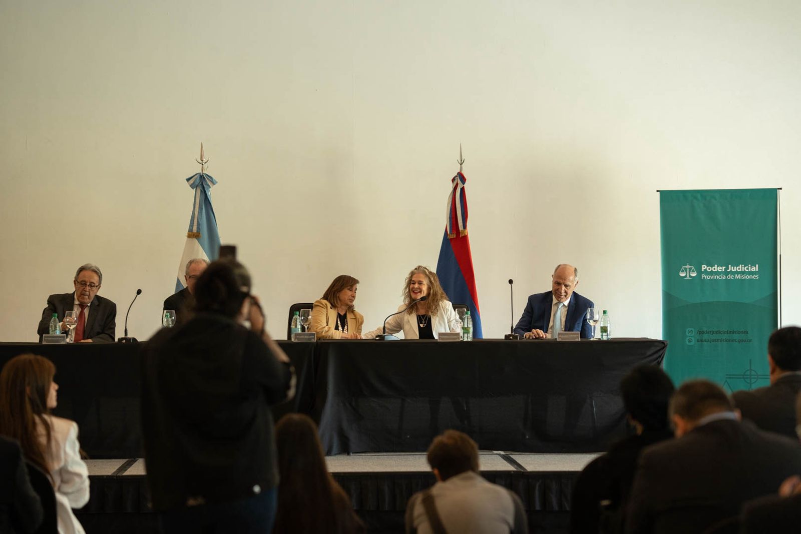 Misiones fue sede del Congreso Internacional a 10 años de la sanción del Código Civil y Comercial Argentino 15 Misiones fue sede del Congreso Internacional a 10 años de la sanción del Código Civil y Comercial Argentino imagen-14