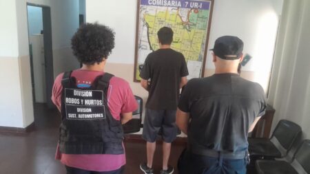 Simularon una compra, lo asaltaron con un revólver y le robaron $800 mil: Hay un detenido imagen-5