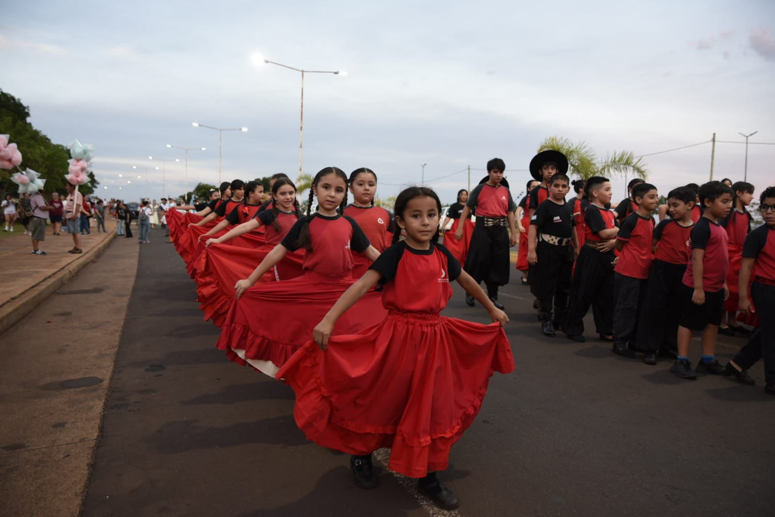 El Festival Nacional de la Música del Litoral abrió con emoción, tradición y un público que volvió a encontrarse imagen-4