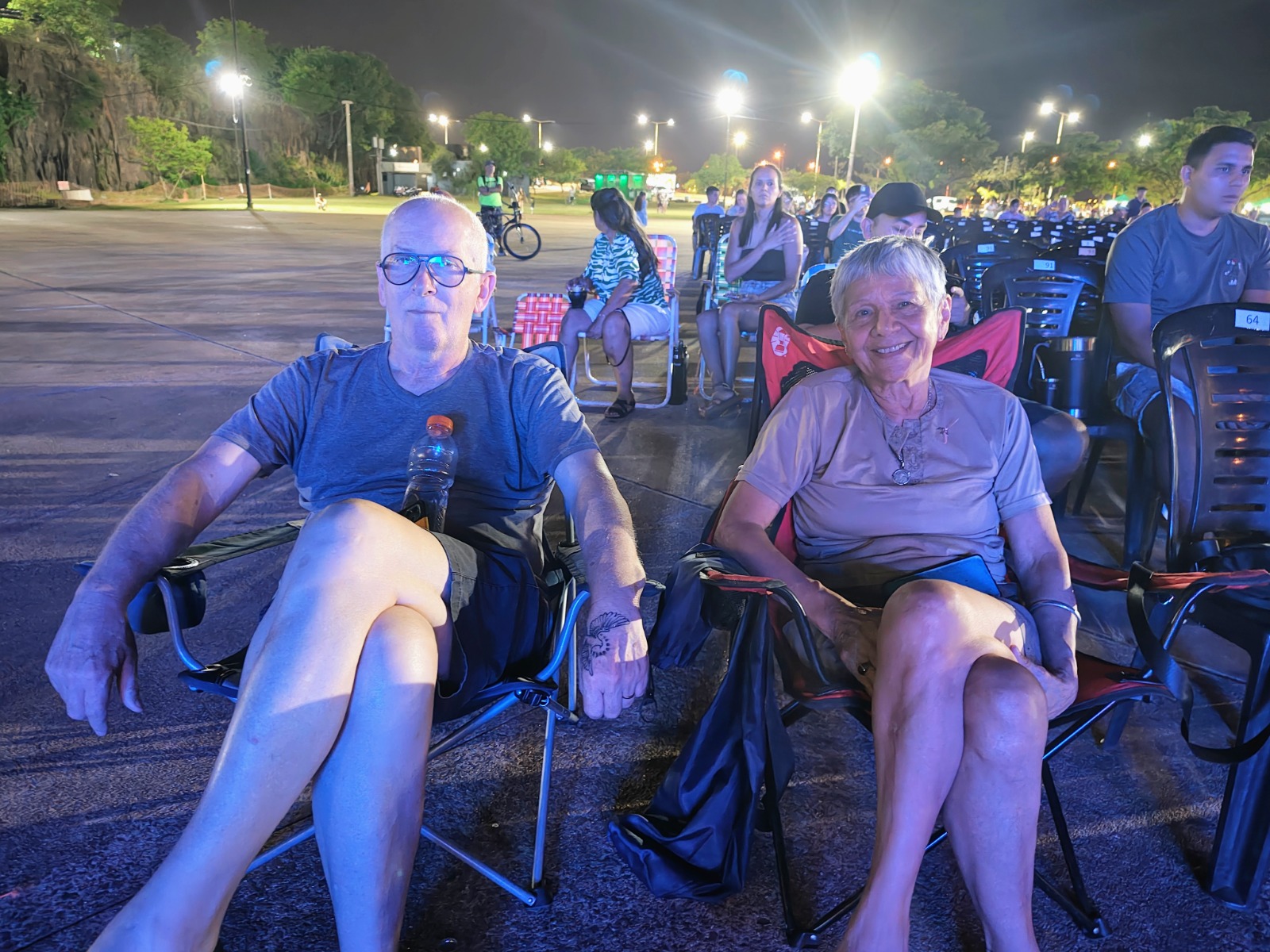 Segunda antorcha del Festival Nacional de la Música del Litoral en la Costanera, la fiesta mantuvo su energía como en su primer día 3 Segunda antorcha del Festival Nacional de la Música del Litoral en la Costanera, la fiesta mantuvo su energía como en su primer día imagen-2