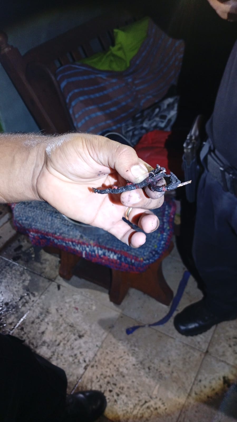 Incendio en una vivienda de Posadas: daños materiales y pericias por posible falla eléctrica 3 Incendio en una vivienda de Posadas: daños materiales y pericias por posible falla eléctrica imagen-2