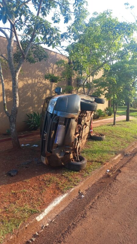 Despiste de un automóvil dejó un joven lesionado en Puerto Rico imagen-5