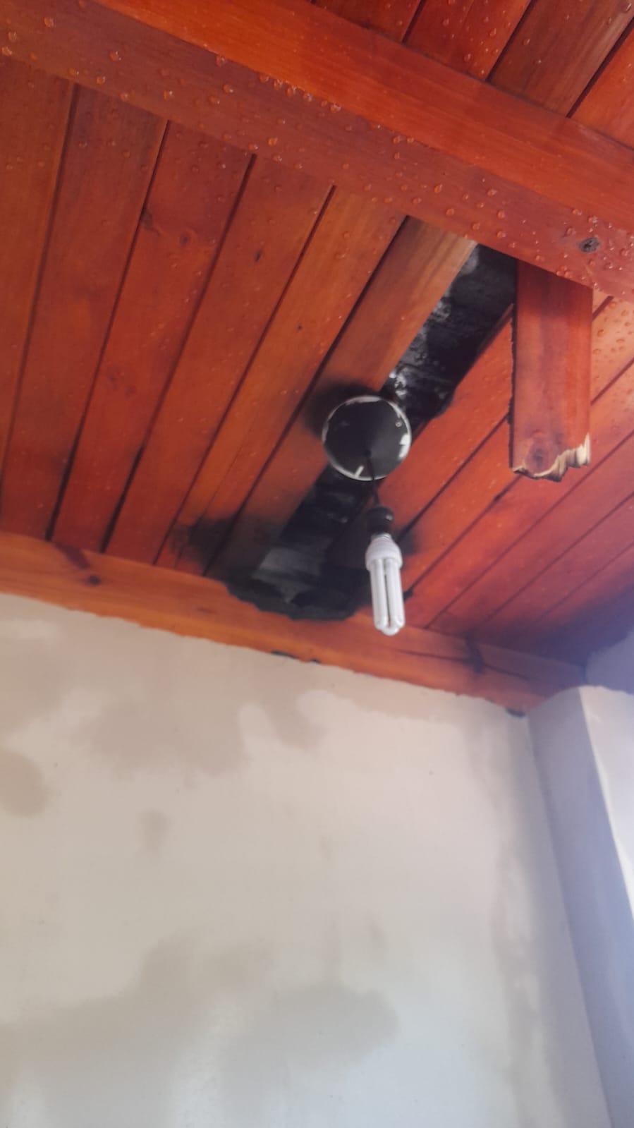 Controlaron un principio de incendio en una vivienda de Posadas 3 Controlaron un principio de incendio en una vivienda de Posadas imagen-2