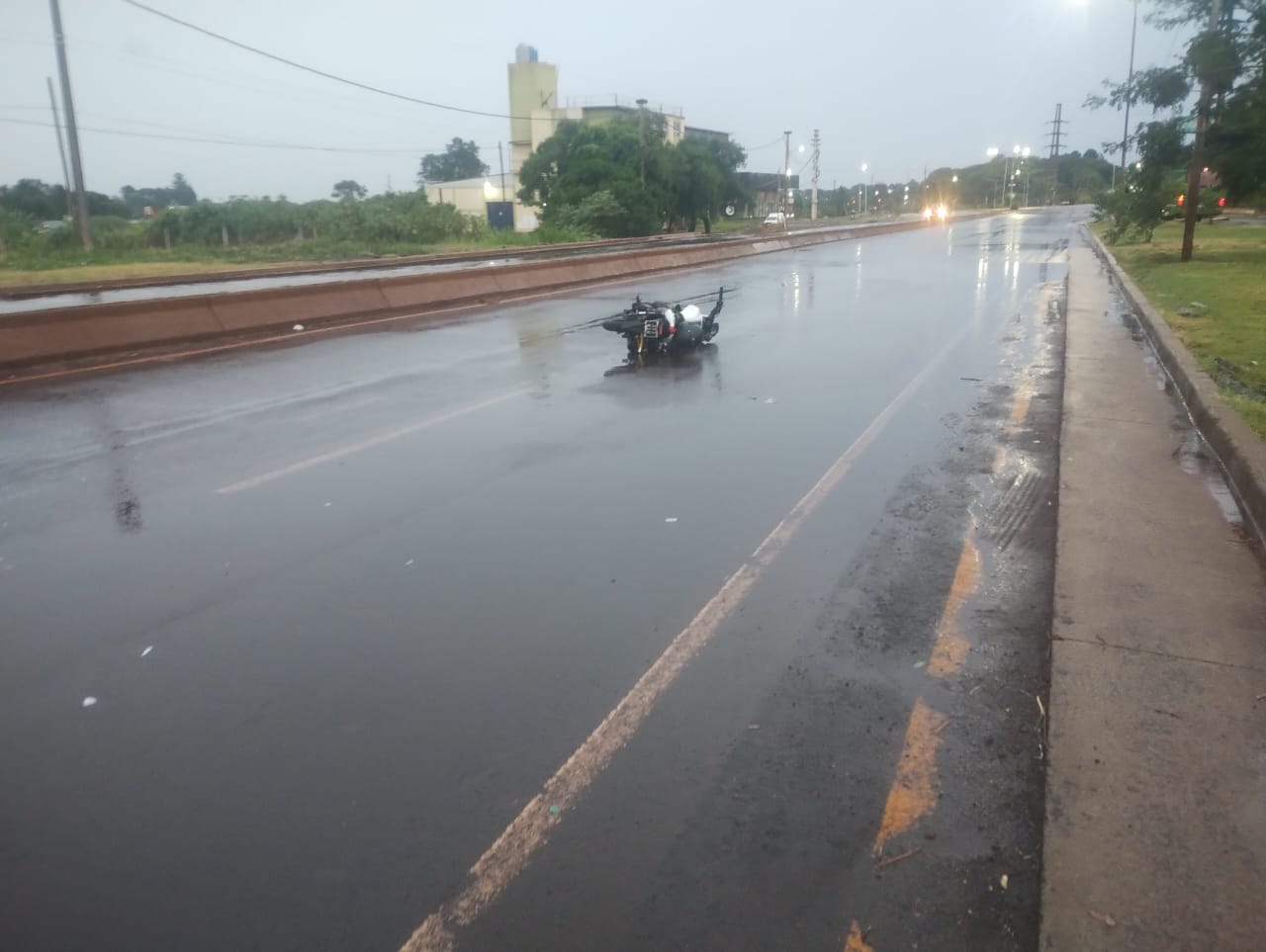 Motociclista terminó hospitalizado tras colisionar con un caballo en Posadas imagen-9