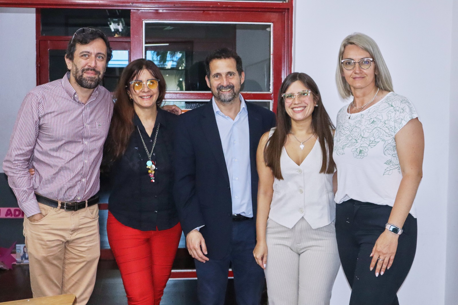 La Facultad de Ciencias Económicas cuenta con los primeros graduados de dos de sus carreras nuevas 3 La Facultad de Ciencias Económicas cuenta con los primeros graduados de dos de sus carreras nuevas imagen-2