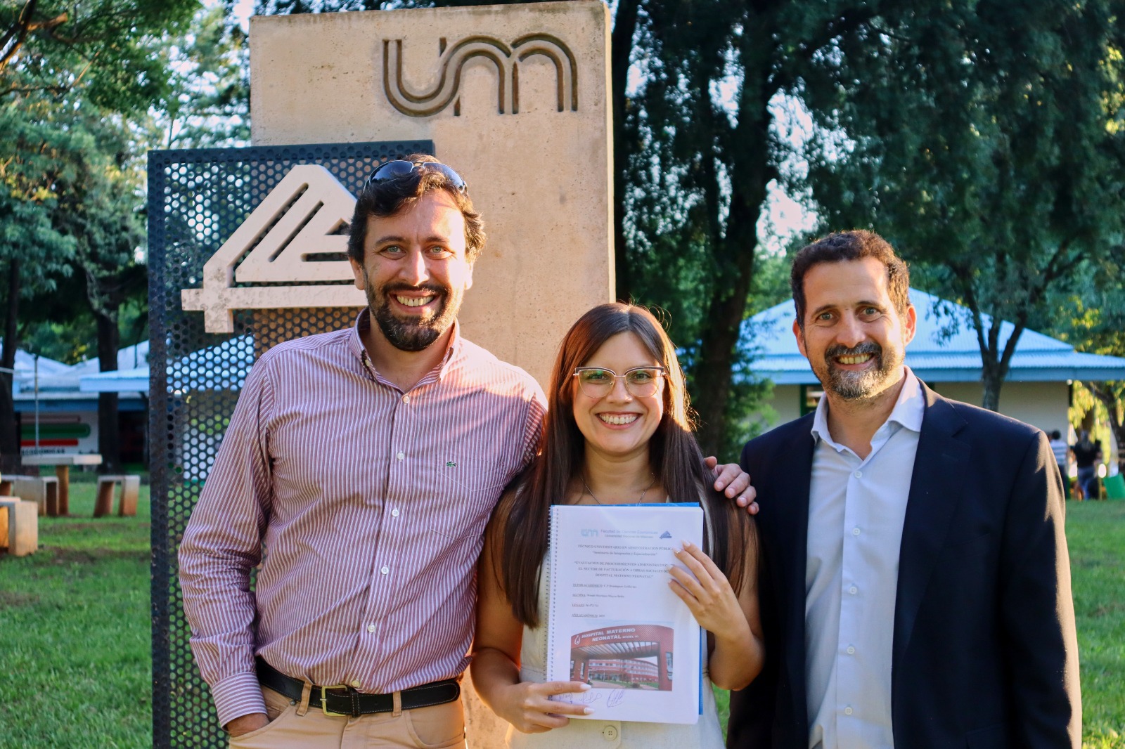 La Facultad de Ciencias Económicas cuenta con los primeros graduados de dos de sus carreras nuevas 5 La Facultad de Ciencias Económicas cuenta con los primeros graduados de dos de sus carreras nuevas imagen-4