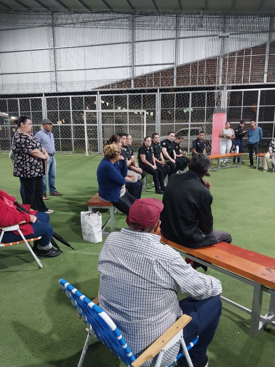 En reunión con autoridades, vecinos de la Chacra 49 plantearon casos de inseguridad y reclamaron medidas urgentes 7 En reunión con autoridades, vecinos de la Chacra 49 plantearon casos de inseguridad y reclamaron medidas urgentes imagen-6