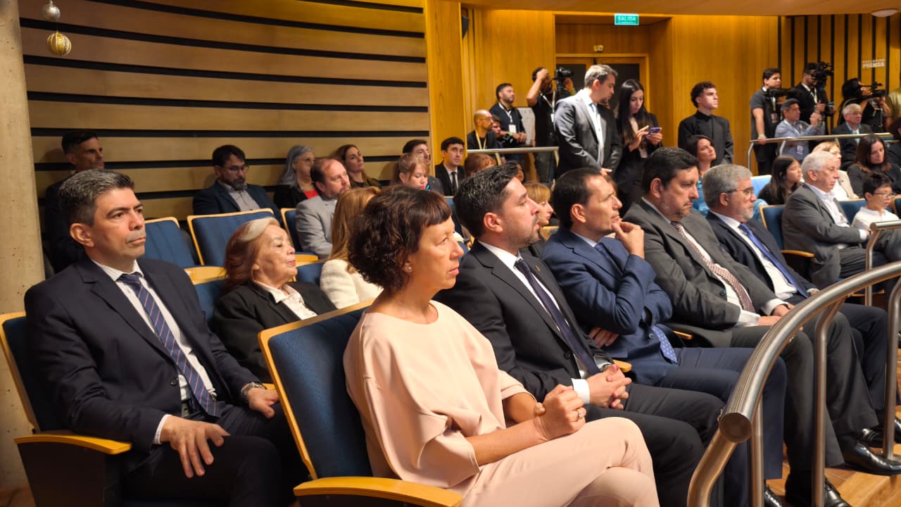 En sesión especial, Sebastián Macías fue electo nuevo Presidente de la Legislatura 19 En sesión especial, Sebastián Macías fue electo nuevo Presidente de la Legislatura imagen-18