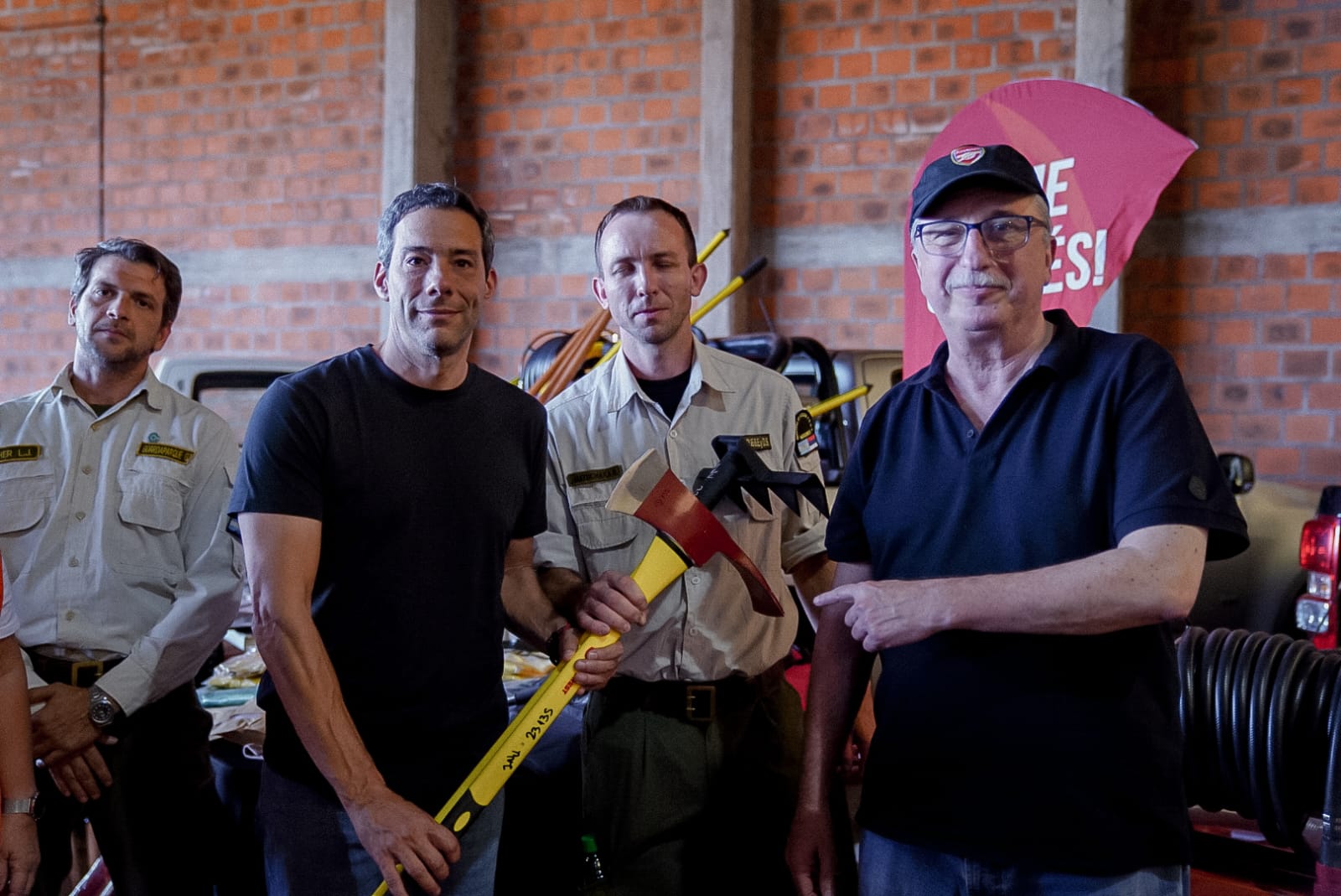 Passalacqua puso en marcha el sistema de Alerta Temprana de Incendios Forestales en Apóstoles y entregó equipamiento 17 Passalacqua puso en marcha el sistema de Alerta Temprana de Incendios Forestales en Apóstoles y entregó equipamiento imagen-16