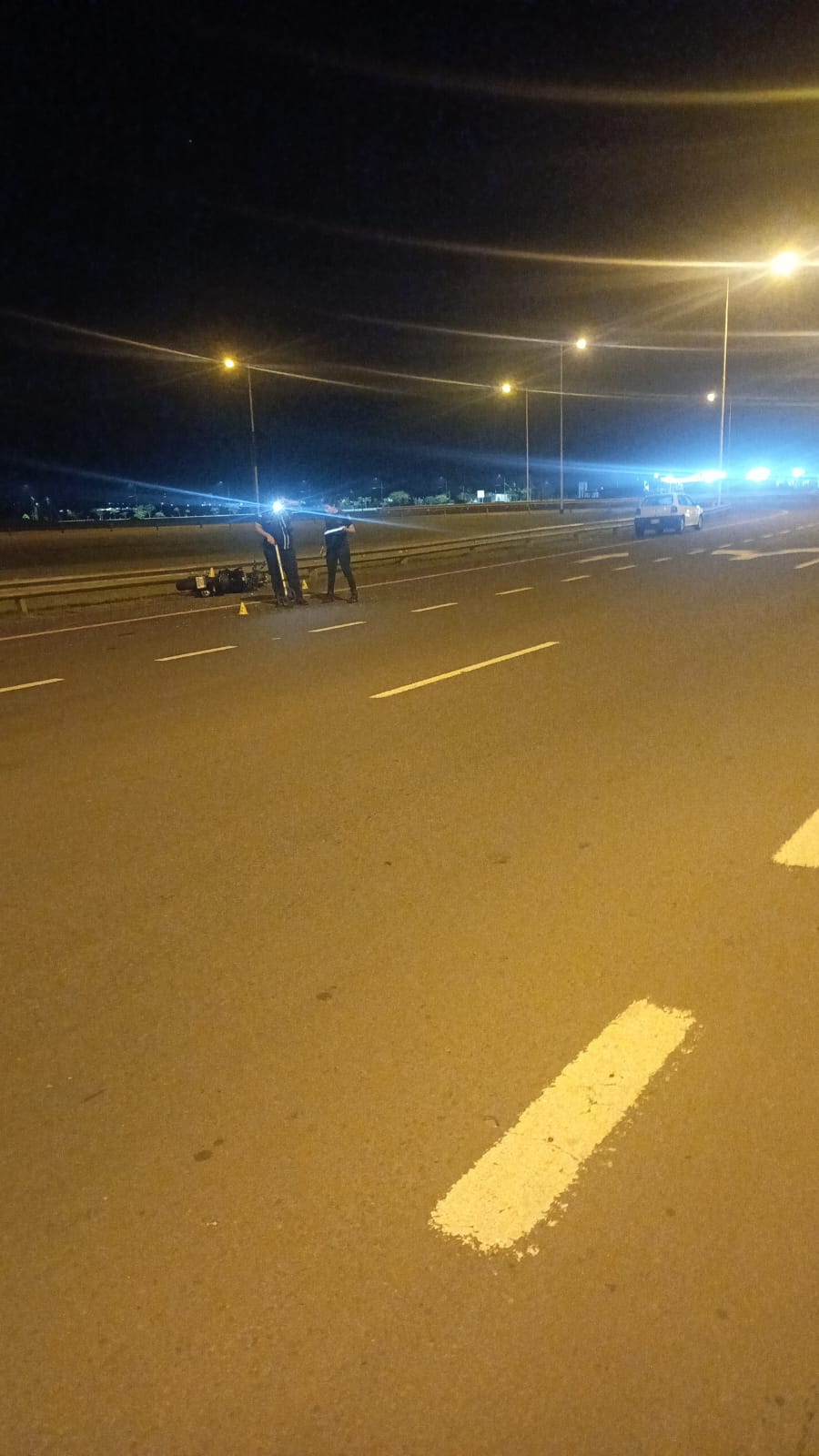 Colisión entre auto y moto en Posadas dejó dos lesionados imagen-2