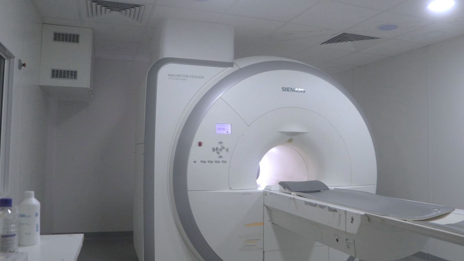 El Madariaga incorpora tecnología alemana y realiza una millonaria inversión en resonadores para reforzar el diagnóstico por imágenes 13 El Madariaga incorpora tecnología alemana y realiza una millonaria inversión en resonadores para reforzar el diagnóstico por imágenes imagen-12