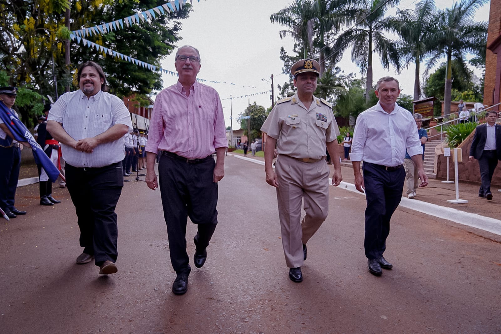 “Hagan oídos sordos a quienes dicen que uno se salva solo, nos salvamos en comunidad y unidos”, sostuvo Passalacqua en el acto por el centenario de Puerto Libertad 31 “Hagan oídos sordos a quienes dicen que uno se salva solo, nos salvamos en comunidad y unidos”, sostuvo Passalacqua en el acto por el centenario de Puerto Libertad imagen-30
