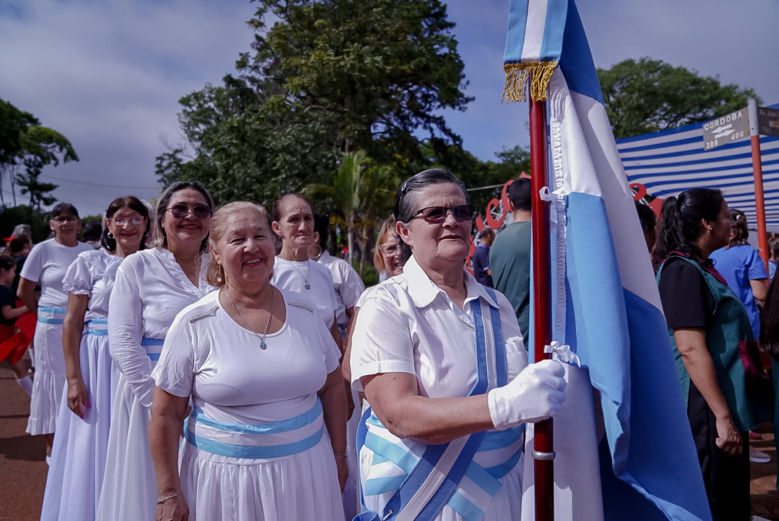 “Hagan oídos sordos a quienes dicen que uno se salva solo, nos salvamos en comunidad y unidos”, sostuvo Passalacqua en el acto por el centenario de Puerto Libertad 29 “Hagan oídos sordos a quienes dicen que uno se salva solo, nos salvamos en comunidad y unidos”, sostuvo Passalacqua en el acto por el centenario de Puerto Libertad imagen-28