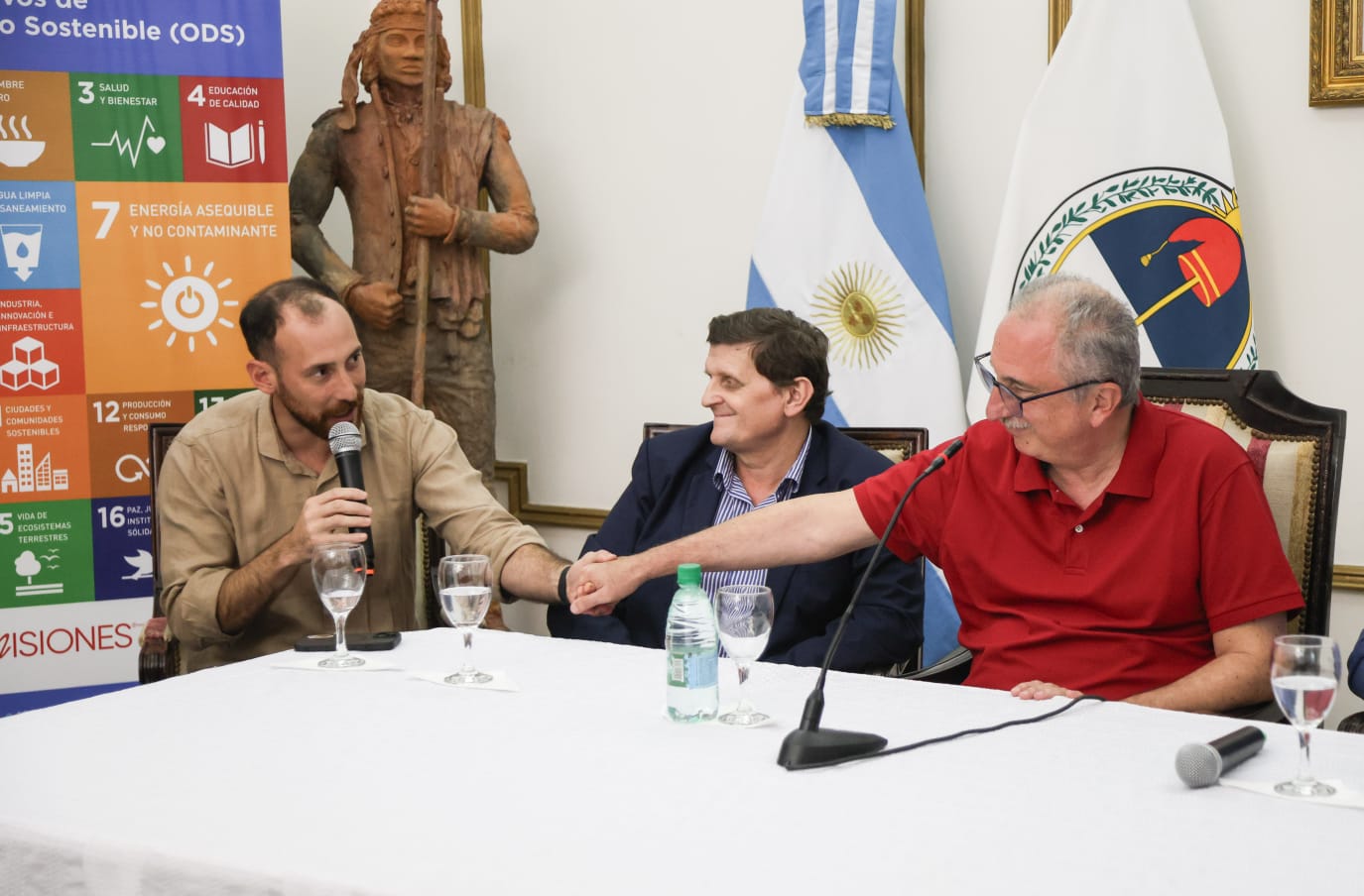 Obra histórica: Passalacqua encabezó la apertura de ofertas para la línea de 132 kV que abastecerá a más de 100 mil familias en 30 municipios imagen-12