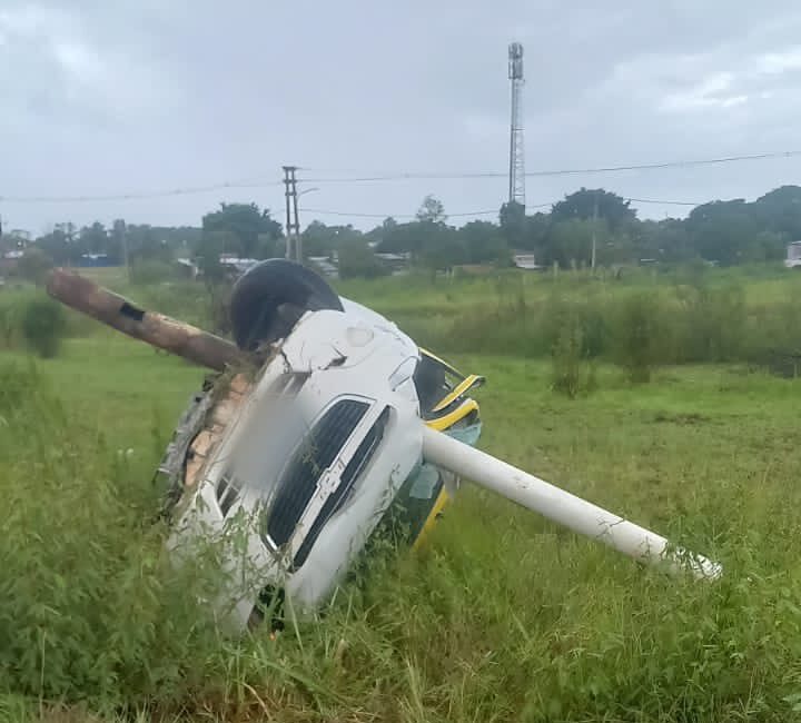 Despiste de automóvil deja dos personas lesionadas en el Acceso Sur de Posadas imagen-12