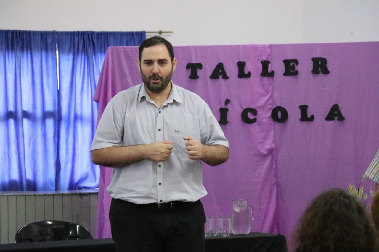 Concluyó con éxito curso de avicultura sustentable, iniciativa de la comuna de Alem 5 Concluyó con éxito curso de avicultura sustentable, iniciativa de la comuna de Alem imagen-4