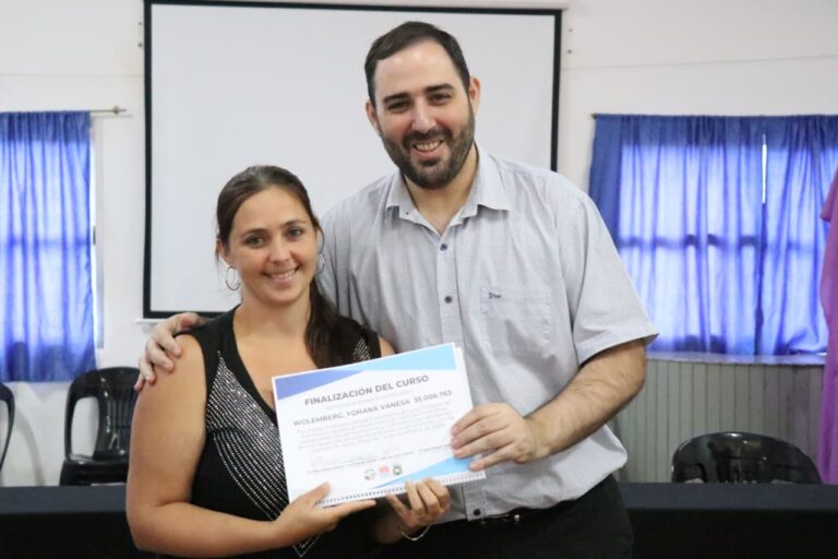 Concluyó con éxito curso de avicultura sustentable, iniciativa de la comuna de Alem Concluyó con éxito curso de avicultura sustentable, iniciativa de la comuna de Alem imagen-16