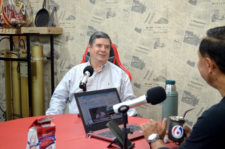 «Sacando la tortura y los desaparecidos, este clima político del país es similar al de la Argentina del ´76», observó empresario periodístico "Sacando la tortura y los desaparecidos, este clima político del país es similar al de la Argentina del ´76", observó empresario periodístico imagen-9