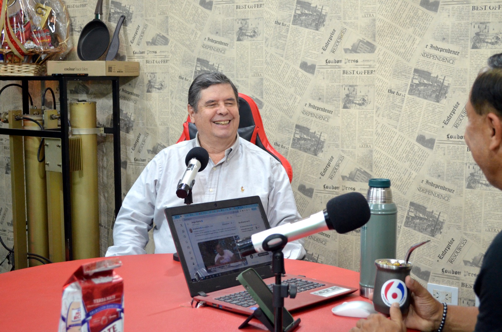"Sacando la tortura y los desaparecidos, este clima político del país es similar al de la Argentina del ´76", observó empresario periodístico 9 "Sacando la tortura y los desaparecidos, este clima político del país es similar al de la Argentina del ´76", observó empresario periodístico imagen-8