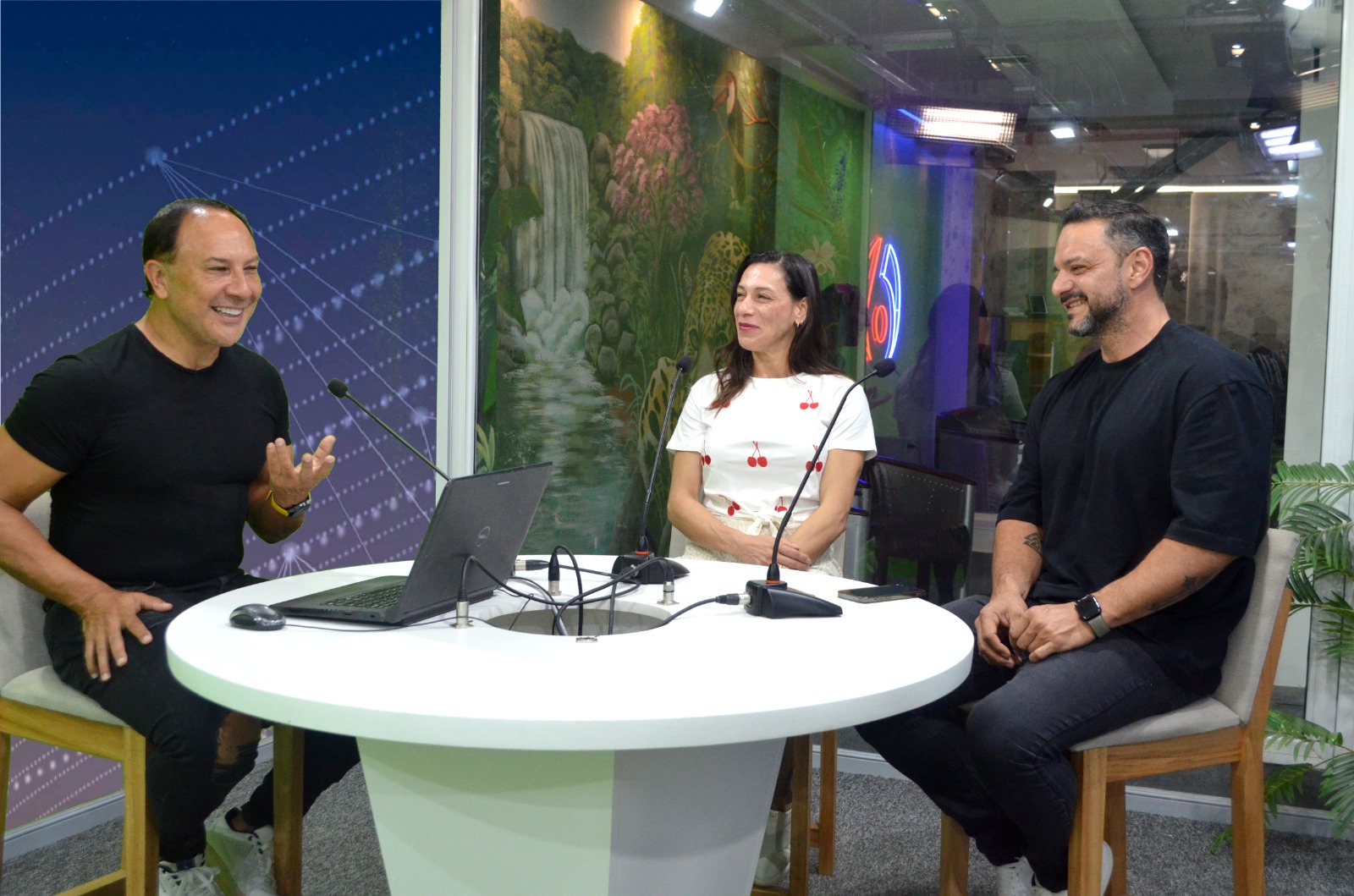 Constancia, disciplina y logros deportivos: cómo los atletas de bodybuilding y crossfit Nadia y Cayo Niven integran la preparación física y la vida familiar imagen-2