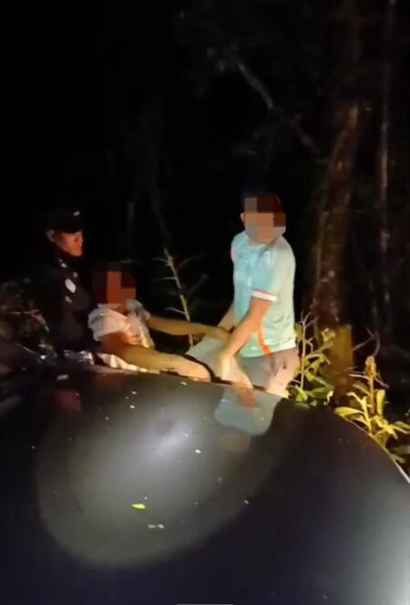 Ingresó al monte, sufrió convulsiones y fue hallado a tiempo gracias a un operativo policial en El Soberbio Ingresó al monte, sufrió convulsiones y fue hallado a tiempo gracias a un operativo policial en El Soberbio imagen-4