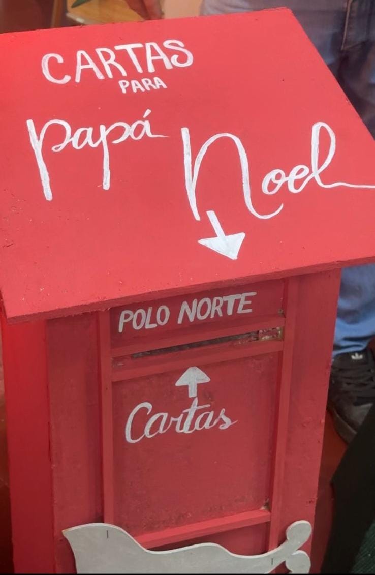 Reconocimiento a la creatividad y el compromiso en la decoración navideña imagen-4