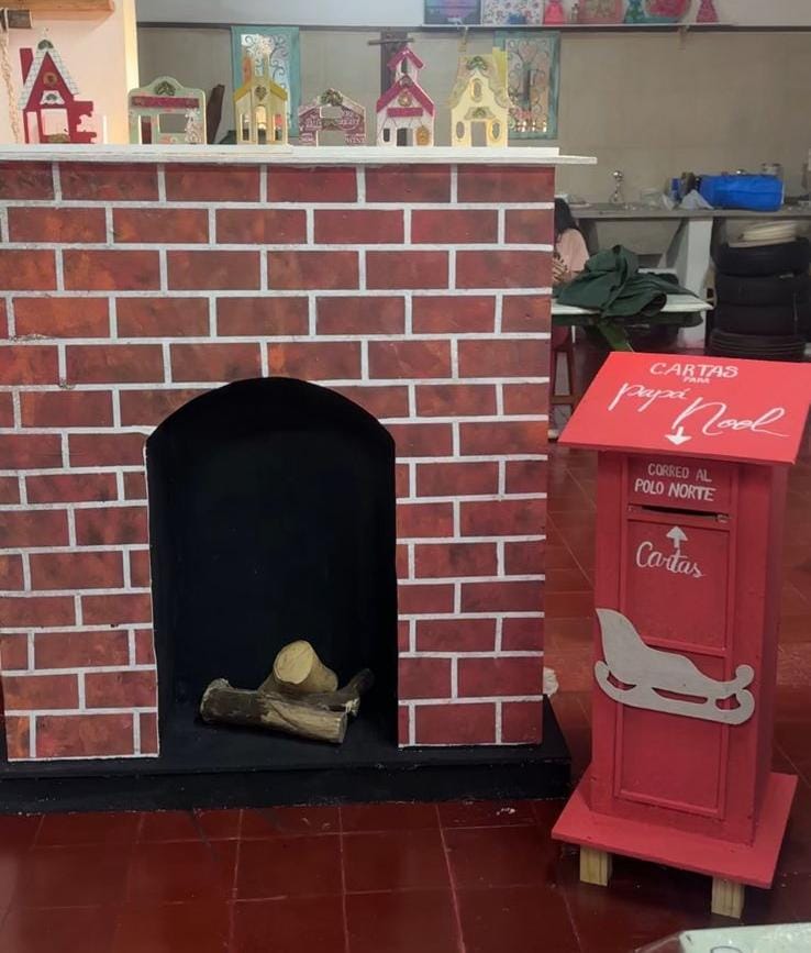 Reconocimiento a la creatividad y el compromiso en la decoración navideña imagen-2