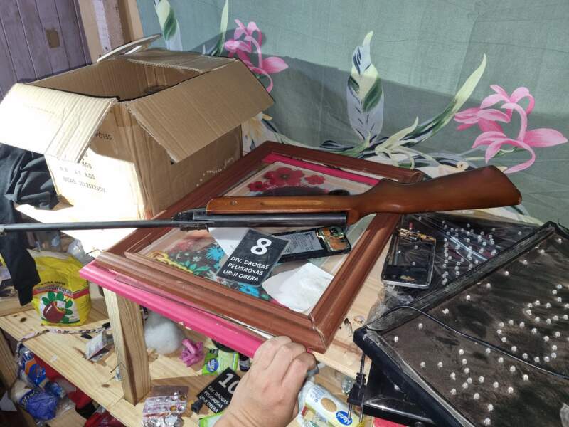 Cayeron dos “narcomadres”: usaban una vivienda familiar como kiosco de drogas en Oberá imagen-2