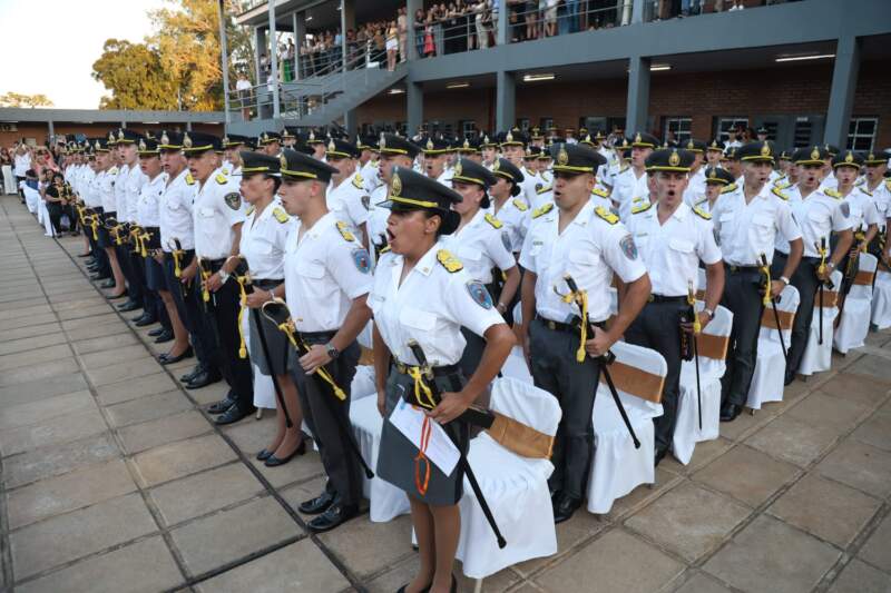 Passalacqua encabezó el acto de egreso de la Universidad de las Fuerzas: "Subordinación y valor para defender a la familia misionera” imagen-20