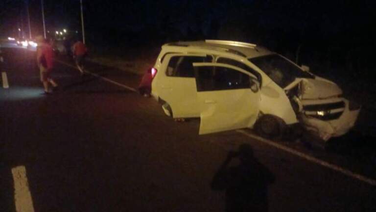 Despiste vehicular en Cerro Corá sobre la Ruta Nacional 12 dejó personas lesionadas Despiste vehicular en Cerro Corá sobre la Ruta Nacional 12 dejó personas lesionadas imagen-34