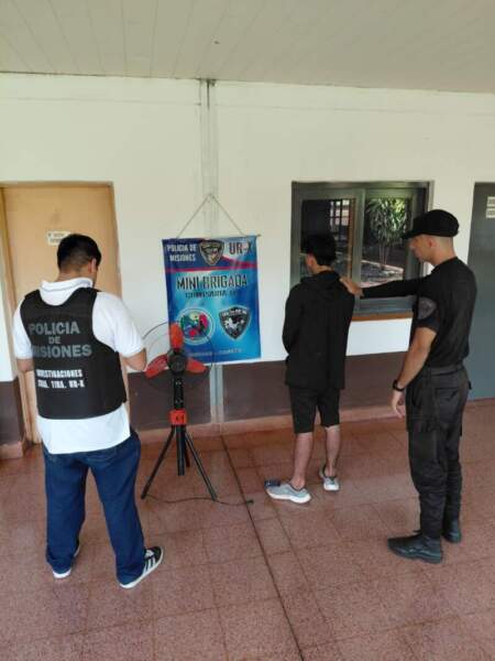 Operativos navideños: cuatro detenidos, objetos recuperados en Garupá y Posadas imagen-11