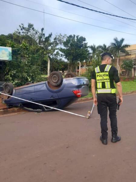 Despiste de automóvil en Puerto Iguazú imagen-3