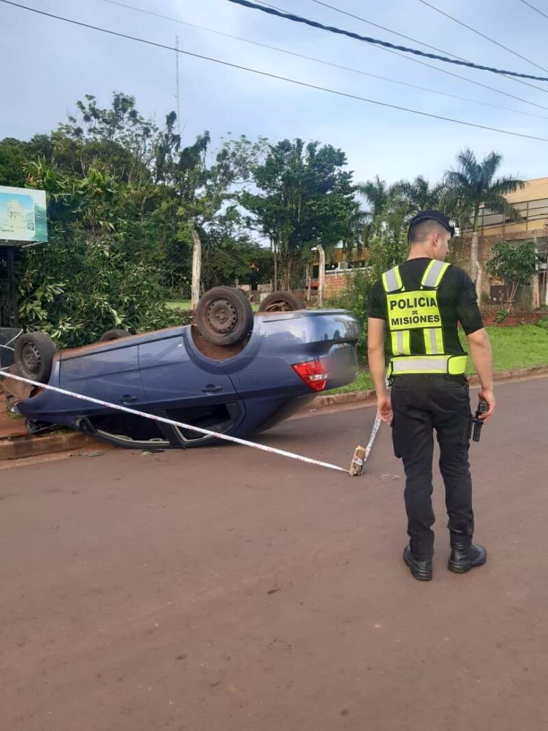 Despiste de automóvil en Puerto Iguazú imagen-15