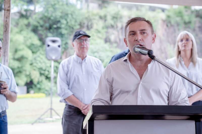 Passalacqua encabezó la entrega de ambulancias y equipamiento sanitario adquiridos con recursos provinciales 5 Passalacqua encabezó la entrega de ambulancias y equipamiento sanitario adquiridos con recursos provinciales imagen-4