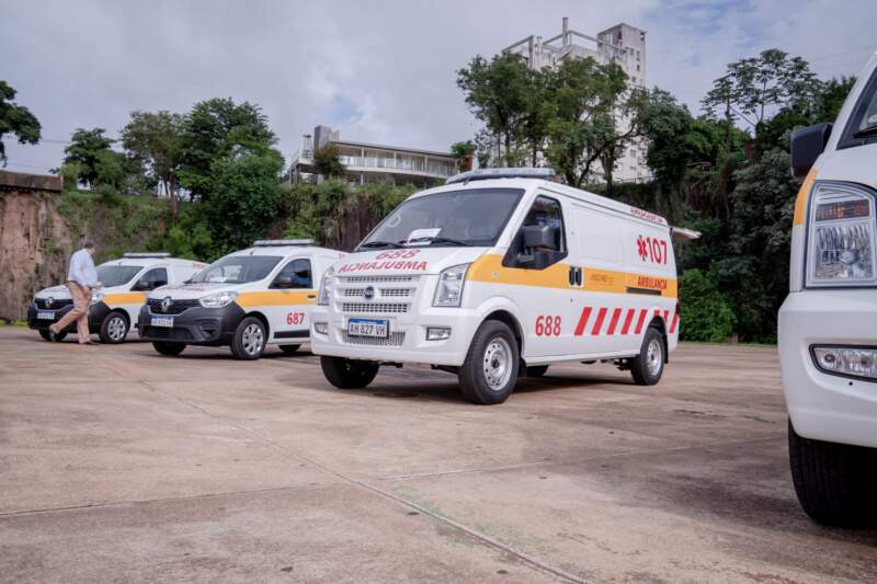 Passalacqua encabezó la entrega de ambulancias y equipamiento sanitario adquiridos con recursos provinciales 15 Passalacqua encabezó la entrega de ambulancias y equipamiento sanitario adquiridos con recursos provinciales imagen-14
