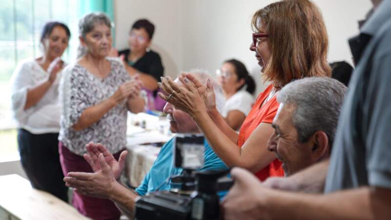 "Esto es la combinación perfecta de cómo se construye una sociedad", dijo el Gobernador en la inauguración de un SUM barrial de Oberá imagen-4