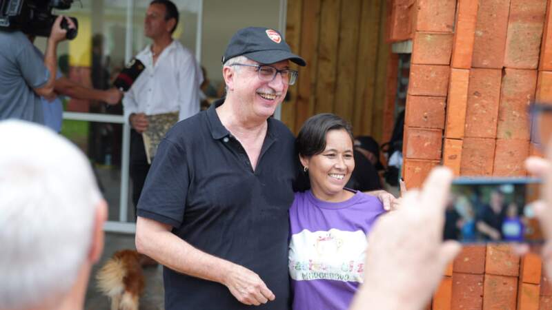 "Esto es la combinación perfecta de cómo se construye una sociedad", dijo el Gobernador en la inauguración de un SUM barrial de Oberá imagen-14