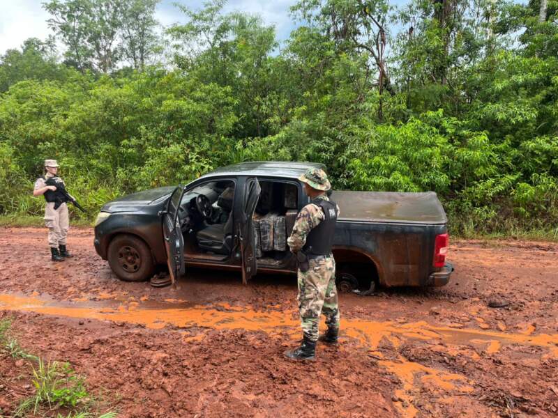 Golpe al narcotráfico en Misiones: Prefectura incautó más de una tonelada de droga durante un operativo 5 Golpe al narcotráfico en Misiones: Prefectura incautó más de una tonelada de droga durante un operativo imagen-4