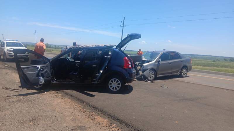 Choque frontal en la Ruta Nacional 105 dejó dos mujeres con lesiones graves imagen-2