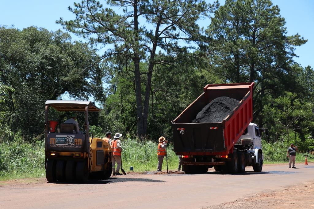 DPV trabaja en la conservación de avenidas de Leandro N. Alem y en la RP 225 imagen-4