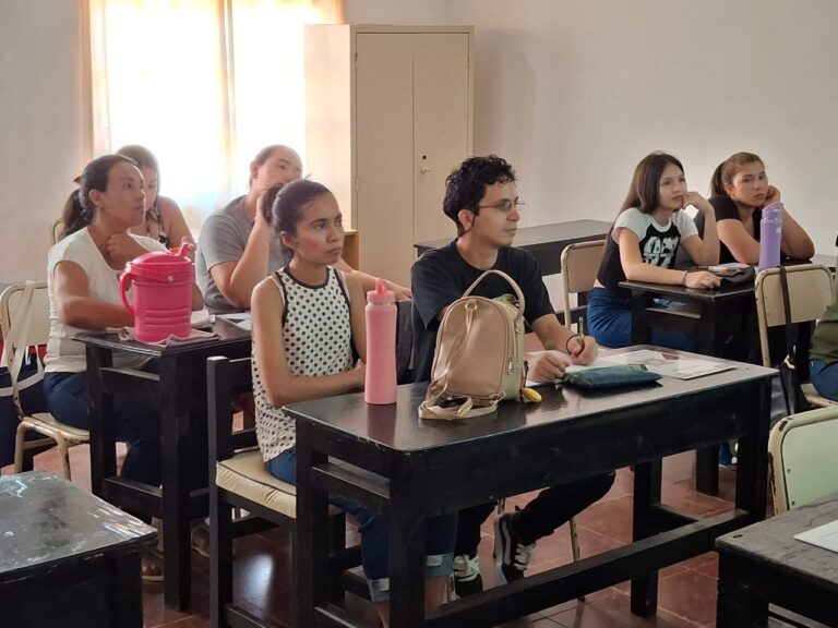 La Legislatura fortaleció la capacitación jurídica en un centro de formación de Garupá imagen-11