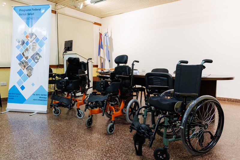 Se entregaron sillas neurológicas a pacientes de Incluir Salud Misiones imagen-15