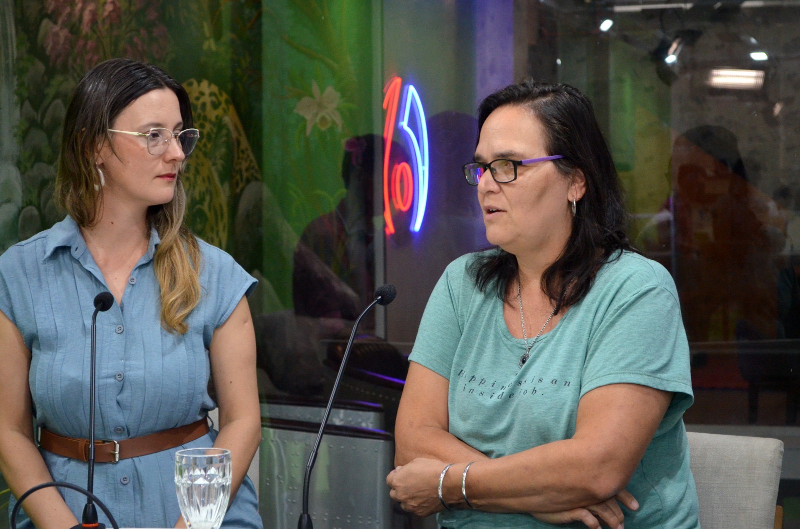 Pantallas en clase: docente detalló los efectos silenciosos del celular en la concentración y el trabajo diario 5 Pantallas en clase: docente detalló los efectos silenciosos del celular en la concentración y el trabajo diario imagen-4