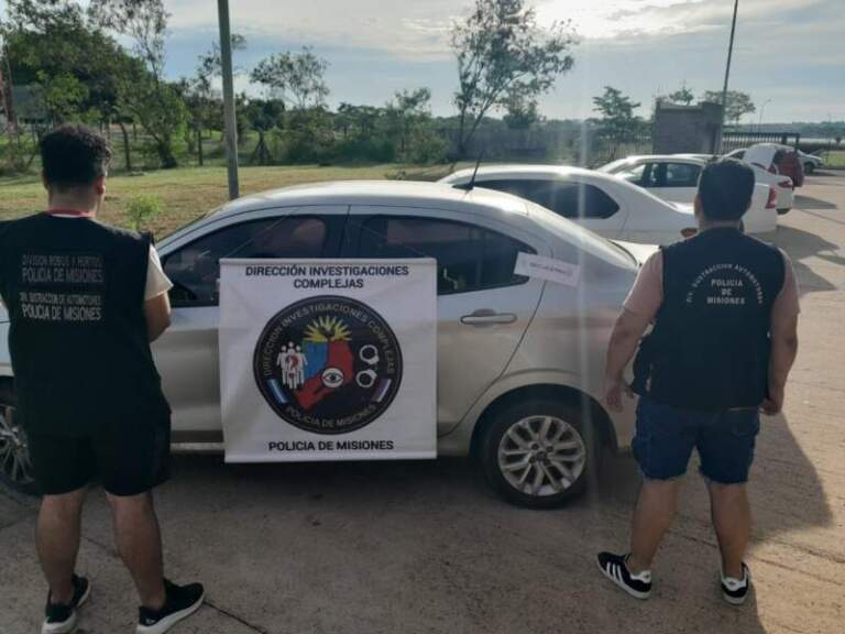 Posadas: Recuperaron un vehículo buscado por la Justicia durante un procedimiento policial imagen-20