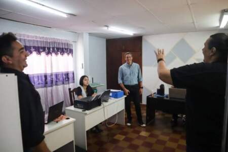 Ministro Pérez recorrió la sede de Cibercrimen y evaluó despliegue operativo imagen-15