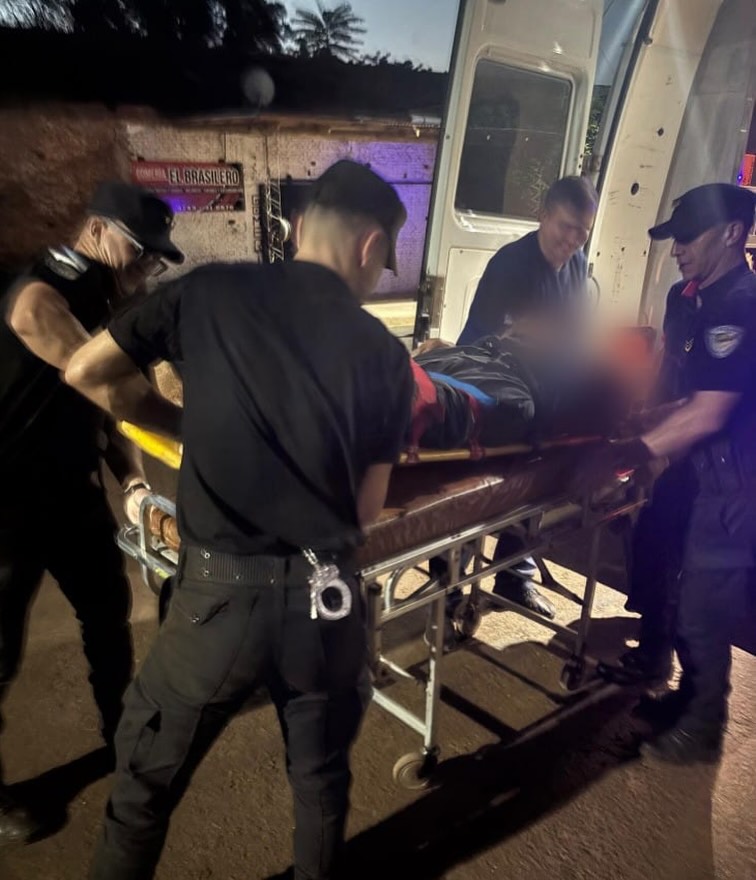 La Policía asistió y rescató a un hombre atrapado en un pozo en Puerto Rico imagen-7