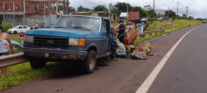 Siniestro vial triple en el Acceso Sur de Posadas: varias personas resultaron lesionadas imagen-4