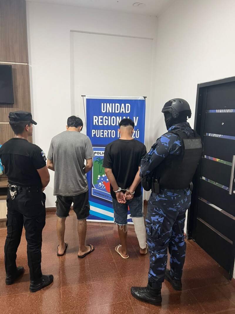 Puerto Iguazú: detenciones, drogas y municiones secuestradas tras allanamientos por robos armados imagen-18
