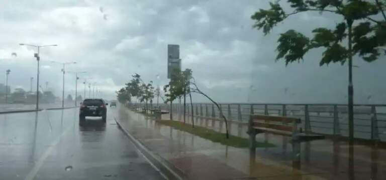 Tiempo: Nublado y templado, lluvias y probables tormentas imagen-41