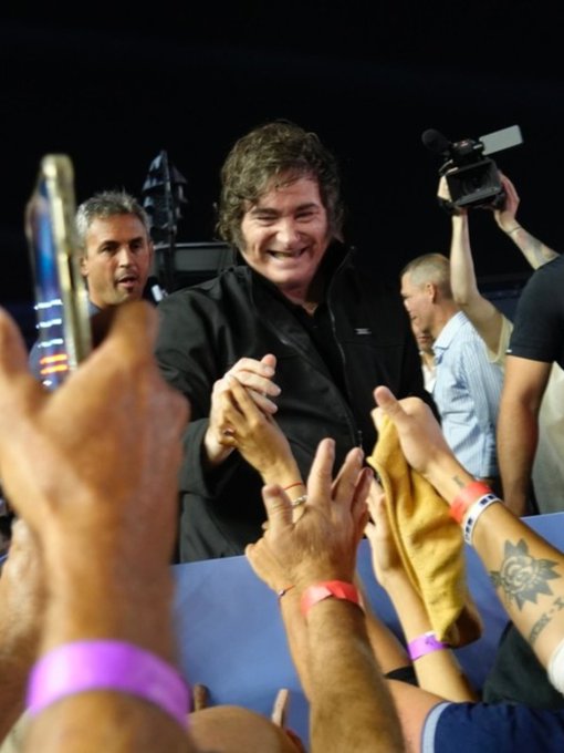 Milei cambia de estrategia y sale a recorrer el país con la mira en 2027 3 Milei cambia de estrategia y sale a recorrer el país con la mira en 2027 imagen-2